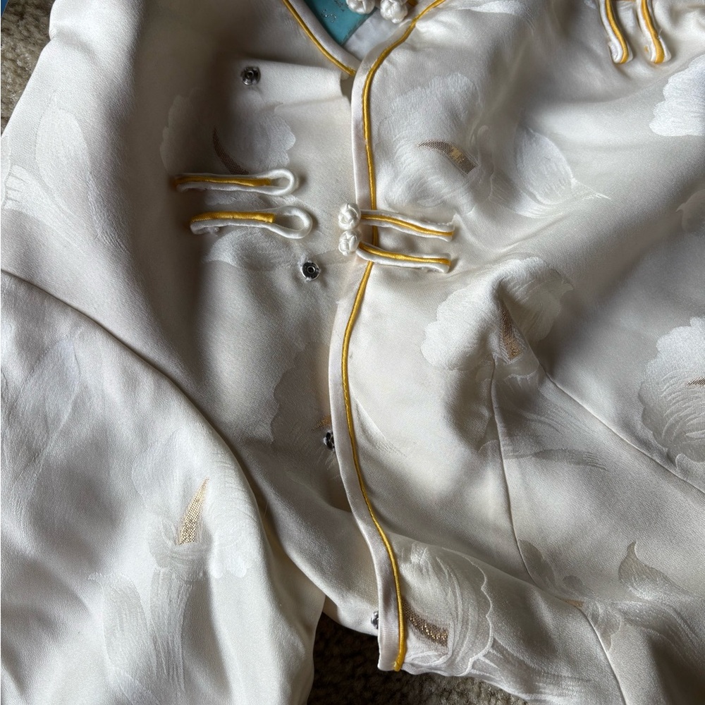 Saisumi Silk Cheongsam / Qipao Dress – Ivory & Gold – Size S – NWT - Picture 6 of 9